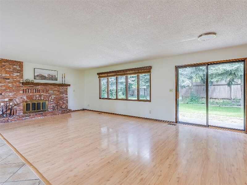 Building Photo - 125 Sherry Ln