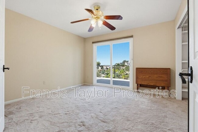 Building Photo - 29059 Meadow Glen Way W