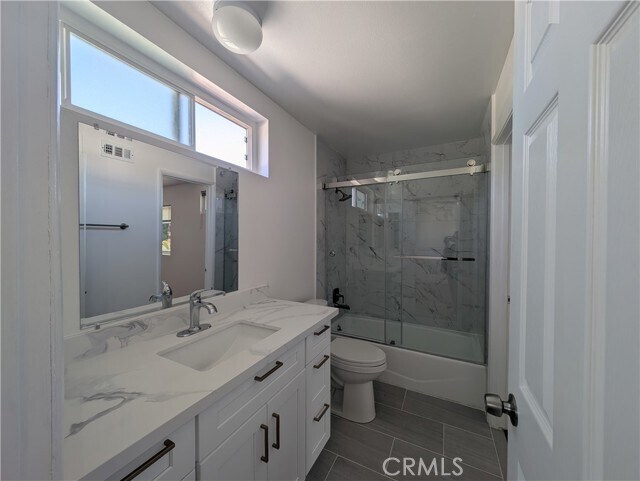 Building Photo - 30516 Sandtrap Dr
