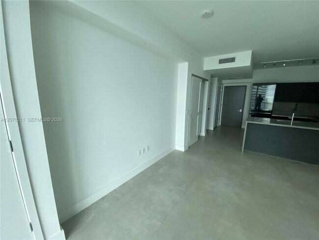 Building Photo - 1080 Brickell Ave
