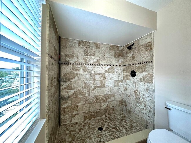 Building Photo - 1116 Timberbend Cir