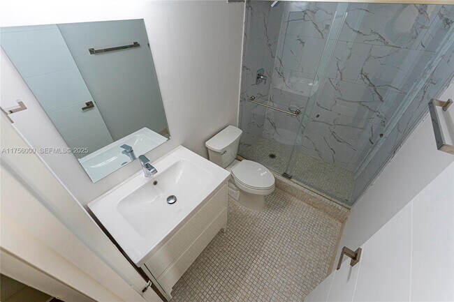 Building Photo - 3725 S Ocean Dr