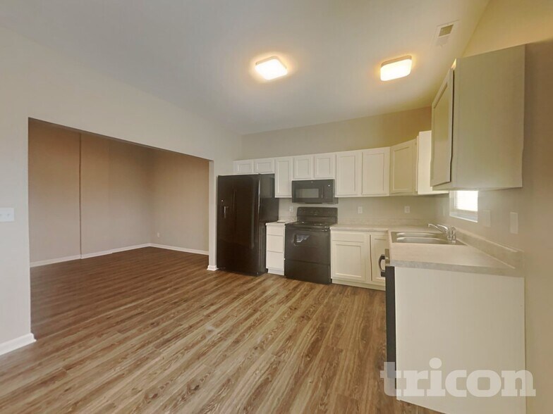 Building Photo - 1098 Tomahawk Pl