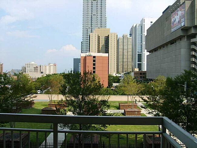 Building Photo - 285 Centennial Olympic Park Dr NW