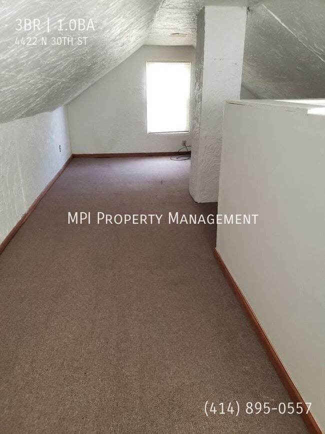 Building Photo - 4422 N 30th St