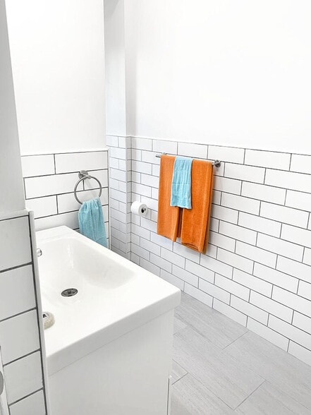 Building Photo - 206 W 138th St