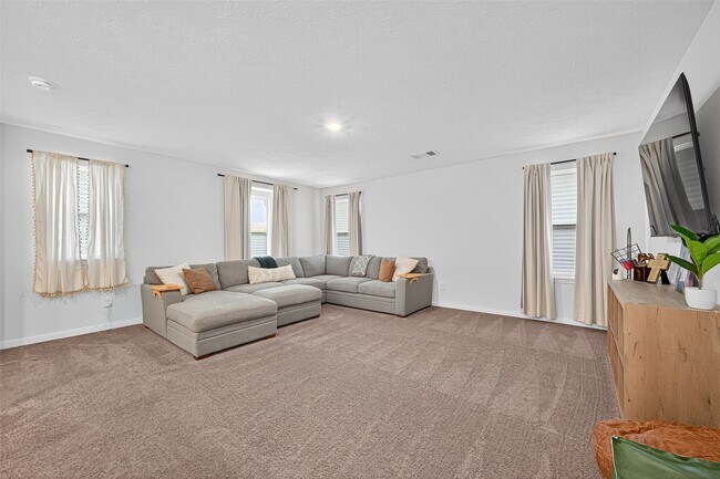 Building Photo - 15510 Birchdale Dr