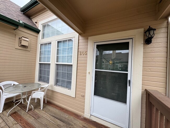 Building Photo - Town Home for Rent!