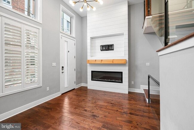 Building Photo - 1302 S Woodstock St