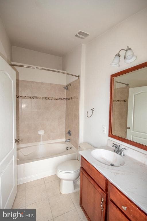 Building Photo - 23119 Sunbury St