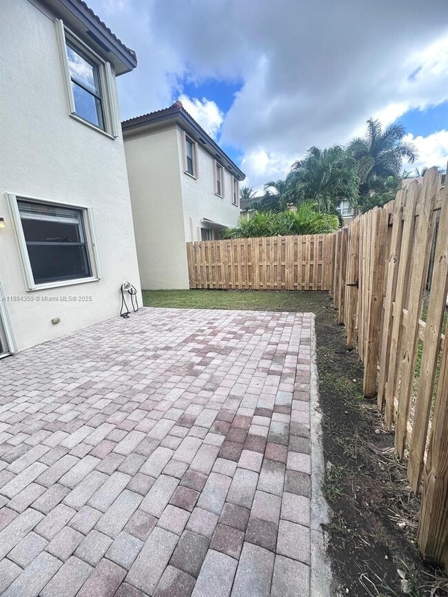 Building Photo - 15290 SW 118th Terrace