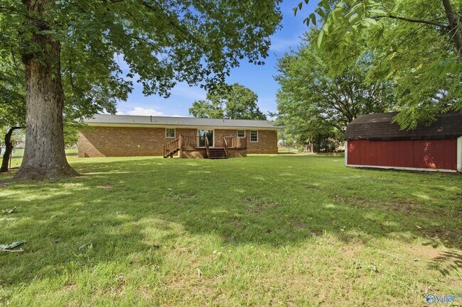 Building Photo - 8413 Old Madison Pike
