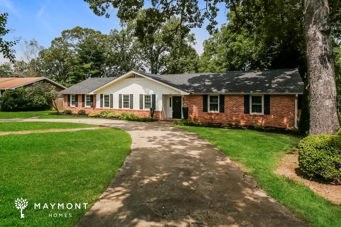 Building Photo - 512 Brooks Rd