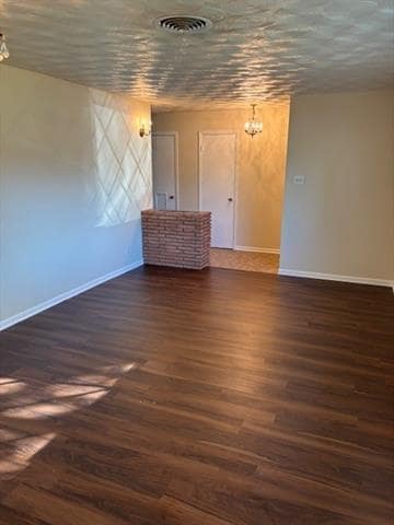 Building Photo - 1303 Park Center St