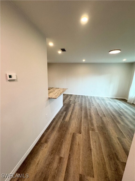 Building Photo - 3181 Poinciana Dr