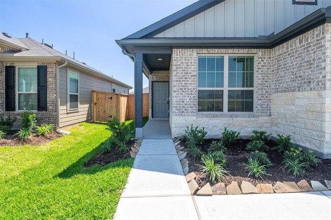 Building Photo - 15076 Rustic Moon Rd