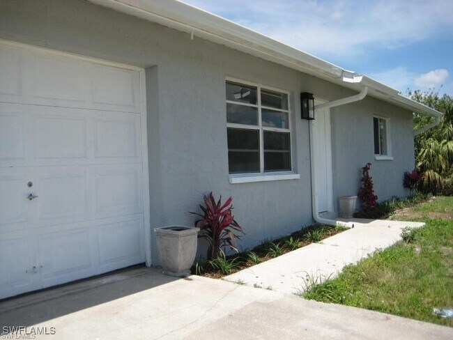 Building Photo - 6143 Hester Ave