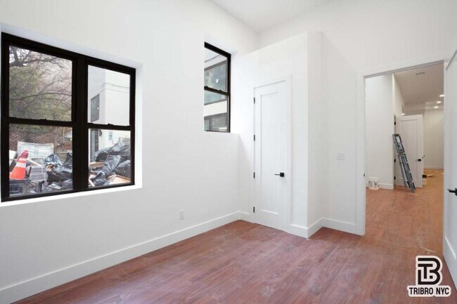 Building Photo - 2 bedroom in BROOKLYN NY 11211