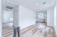 Building Photo - 520 Delaware Ave