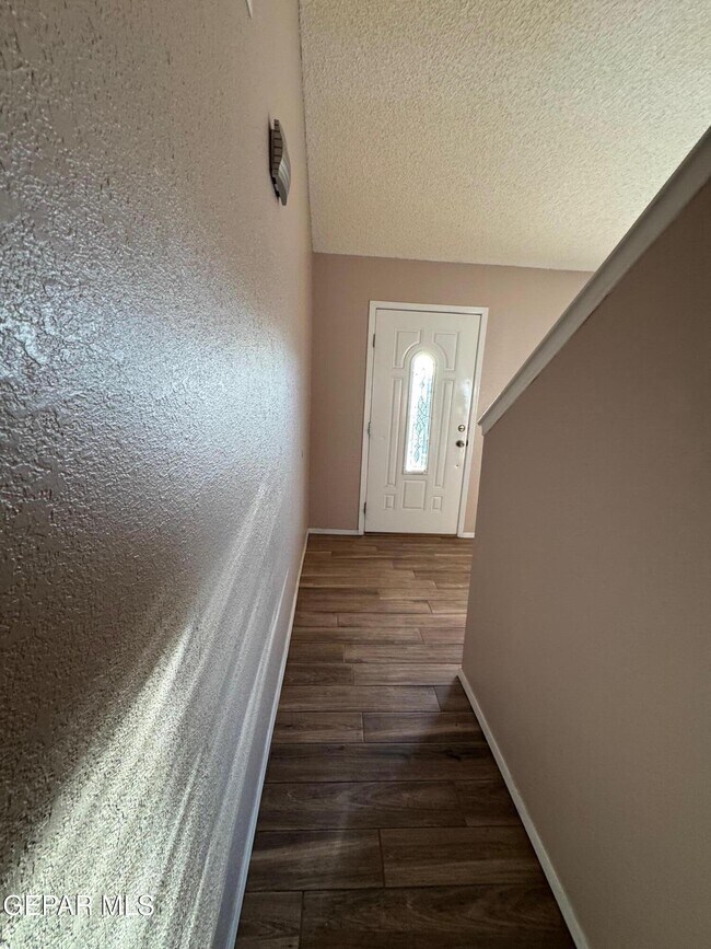 Building Photo - 1428 Beethoven Pl