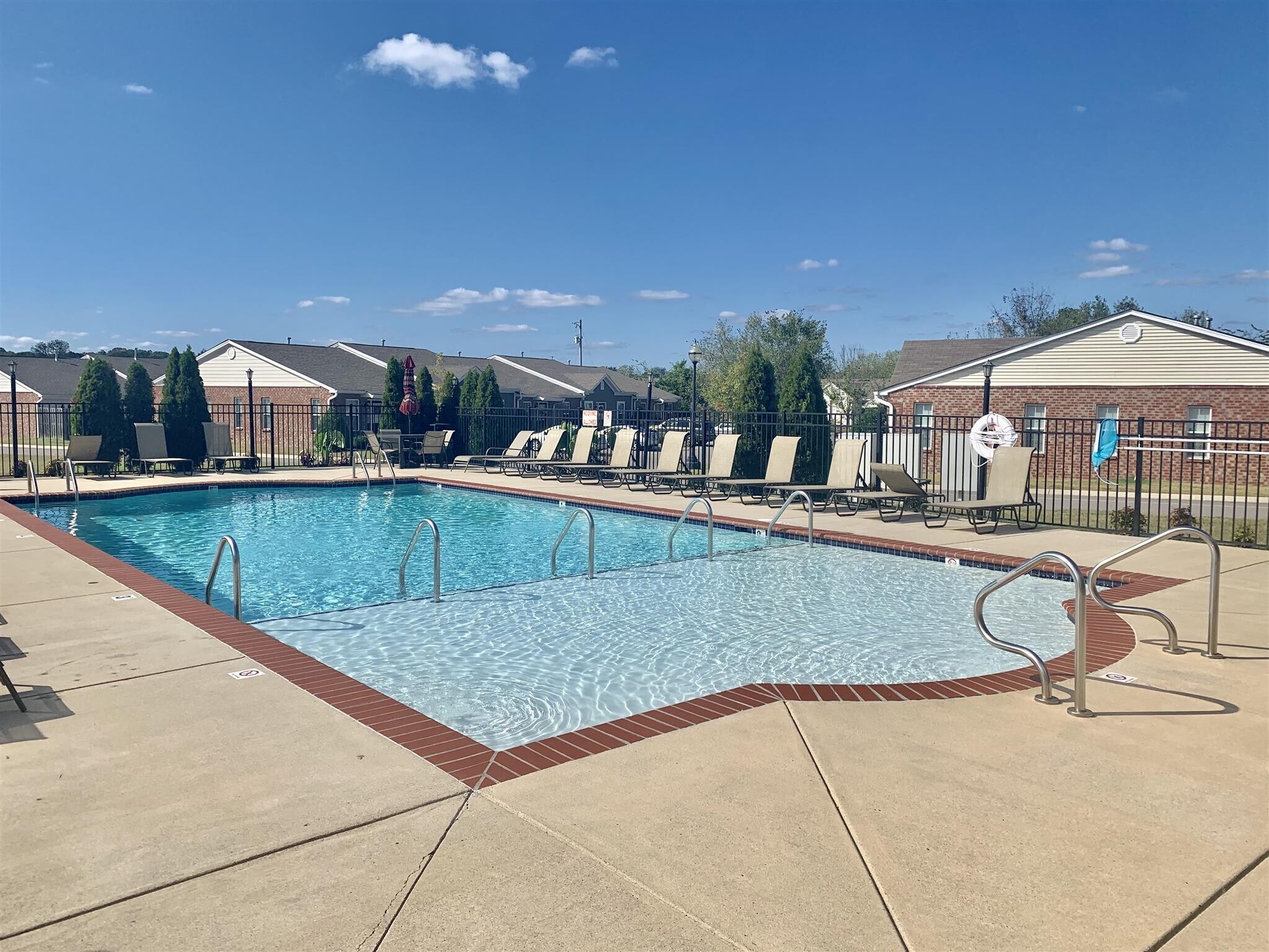 Community pool. - 1040 Charlie Daniels Pkwy
