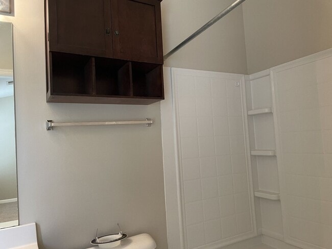 Building Photo - 3 Bedroom/2.5 Bath Townhome in Great Location