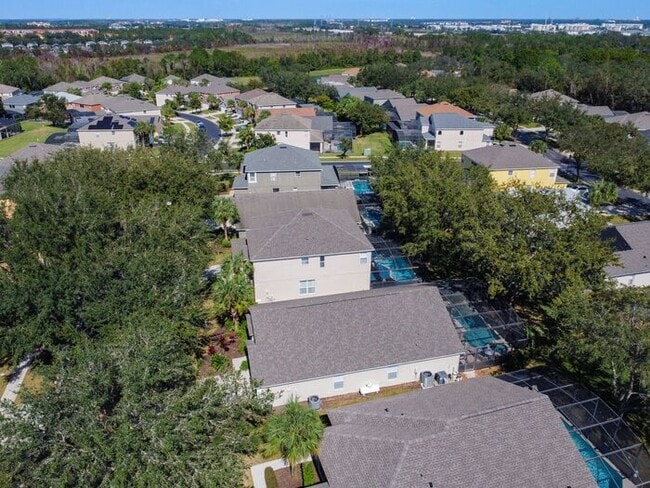 Building Photo - STUNNING Emerald Island Resort 5 bedroom 4.5 bath Luxury Home FULLY FURNISHED! 3 miles from Disney!