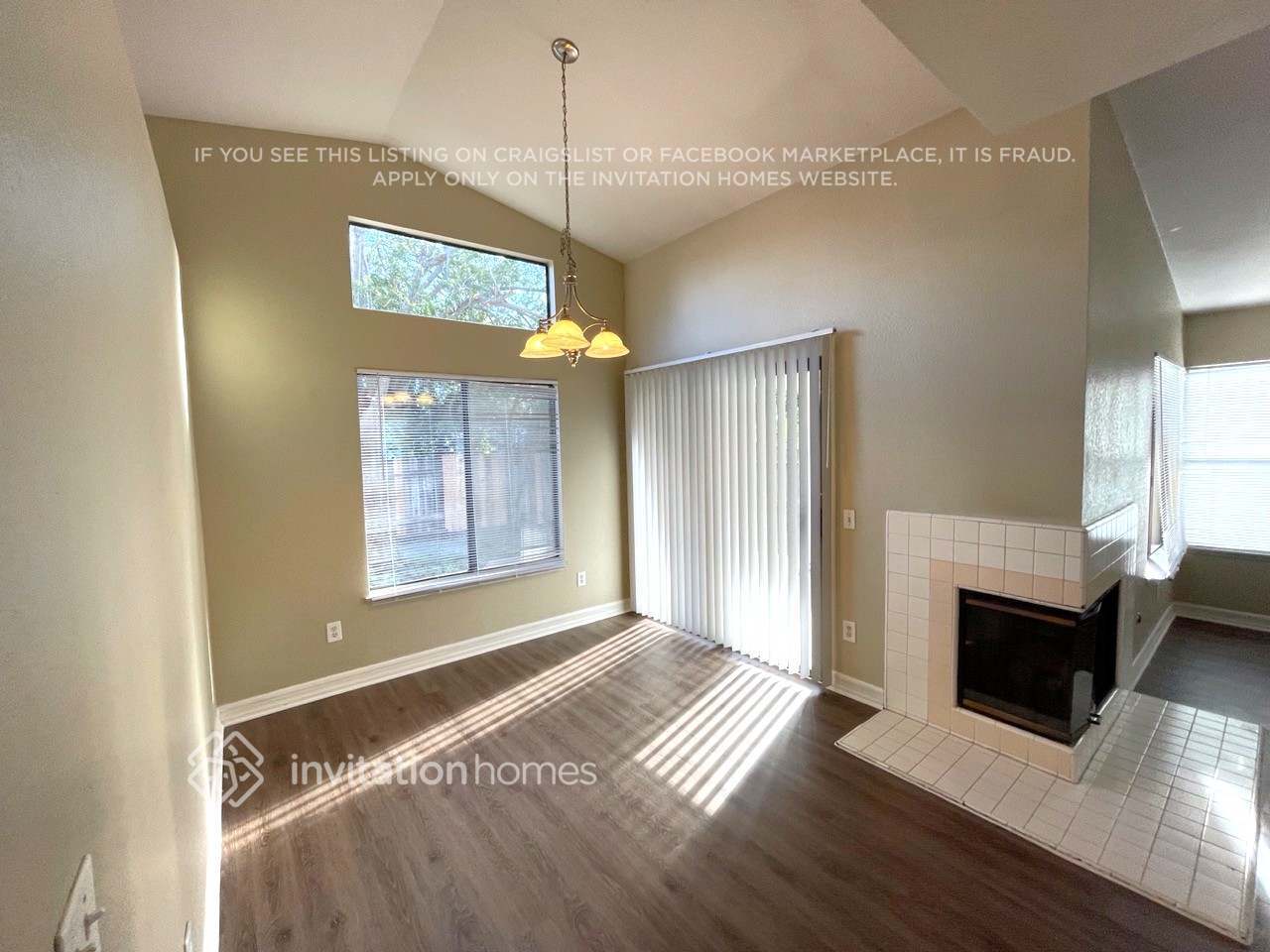 Building Photo - 22802 Springdale Dr