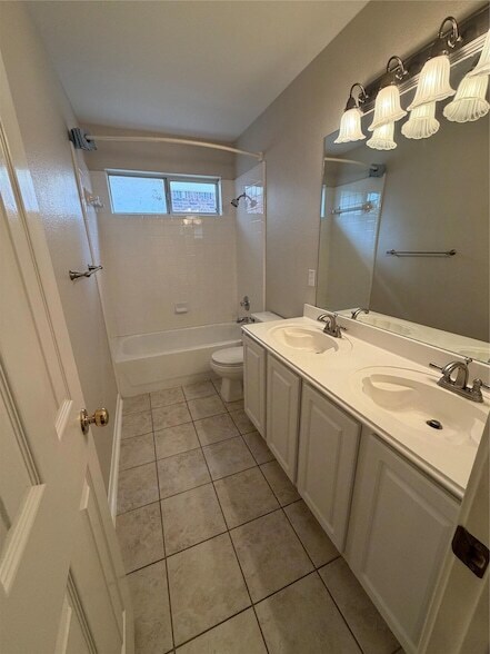Building Photo - 8413 Sea Ash Cir