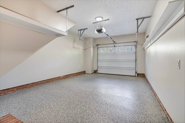 Building Photo - 6858 St Julian Way