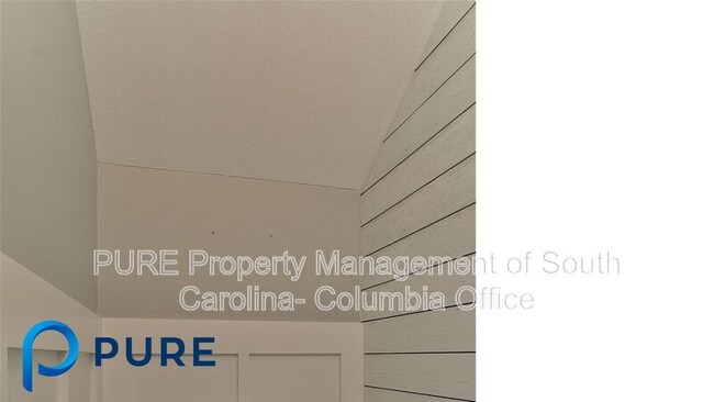 Building Photo - 995 Yarrow Ln