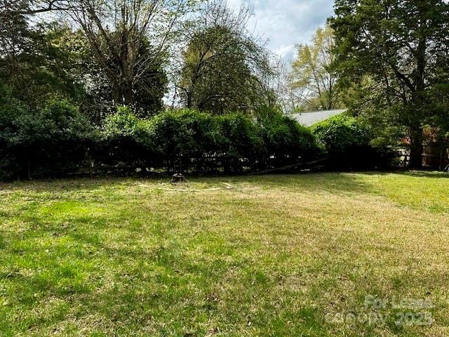 Building Photo - 7230 Shadowlake Dr