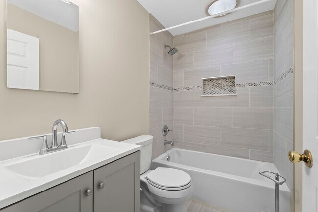 Building Photo - Move-In Ready Home in Prime Springfield Lo...