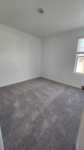 Building Photo - 3314 Vesara Dr