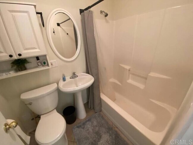 Building Photo - 2426 Suncrest Blvd