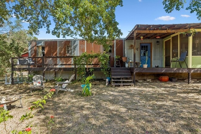 Building Photo - 1106 Minnie Dr