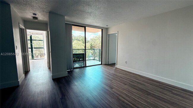 Building Photo - 11800 SW 18th St