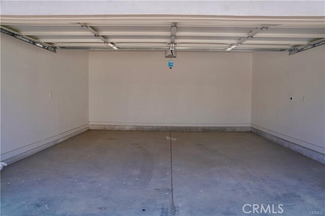Building Photo - 6747 Pickering Ave