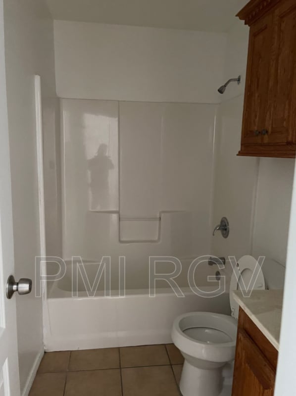 Building Photo - 1503 E Coyote St