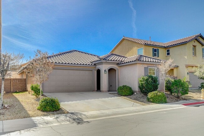 Building Photo - 5593 Markley Ave