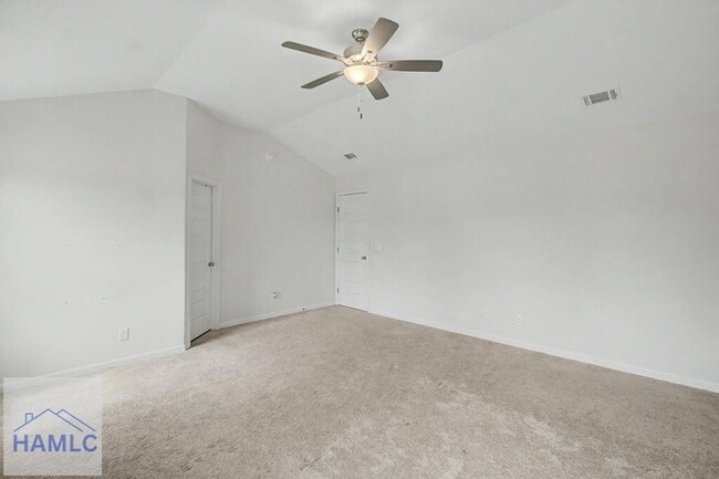 Building Photo - 274 Renwick Lp