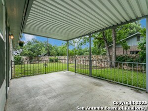 Building Photo - 101 Saddle Club Cir