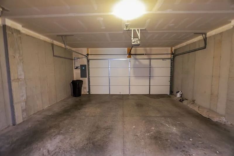 Building Photo - 3815 Fish Pond Ln