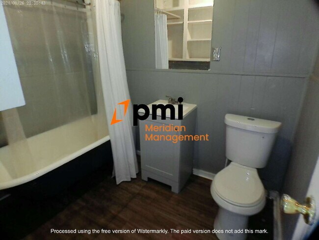 Building Photo - SUMMER RENTAL SPECIAL