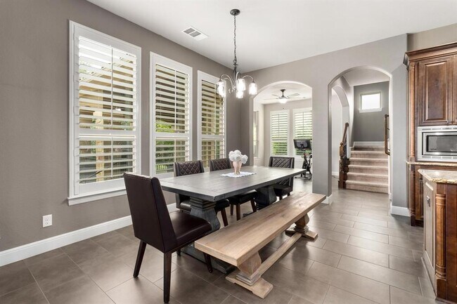 Building Photo - 15509 Boulder Heights