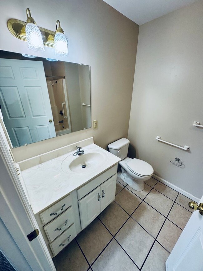 Building Photo - FOR LEASE- CONDO LOCATED IN A 55+ COMMUNITY!