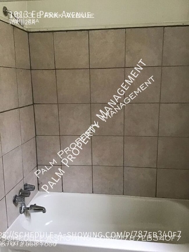 Building Photo - 1013 E Park Ave