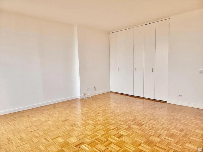 Building Photo - 0 bedroom in NEW YORK NY 10036