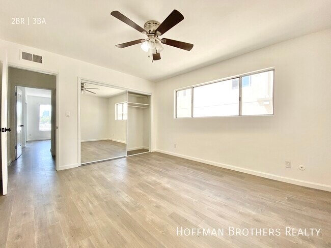 Building Photo - 1206 S Holt Ave