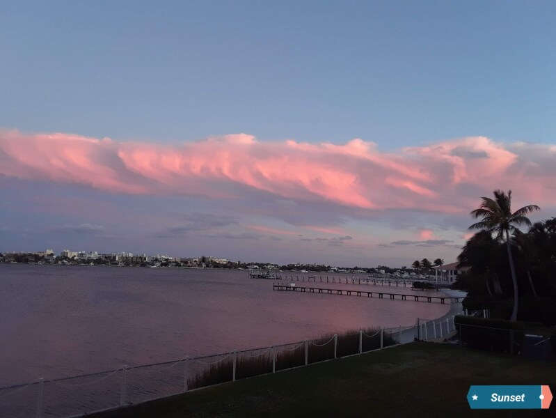 Building Photo - 1516 S Lakeside Dr